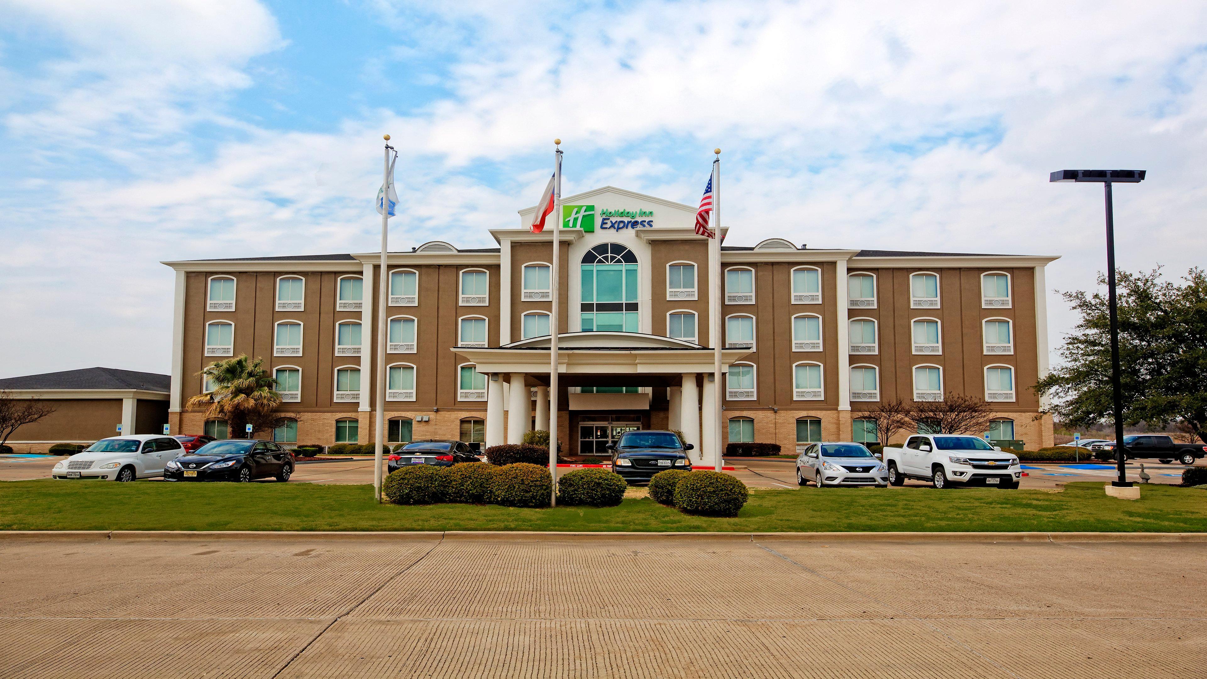Holiday Inn Express Hotel And Suites Corsicana I-45 By Ihg Ngoại thất bức ảnh