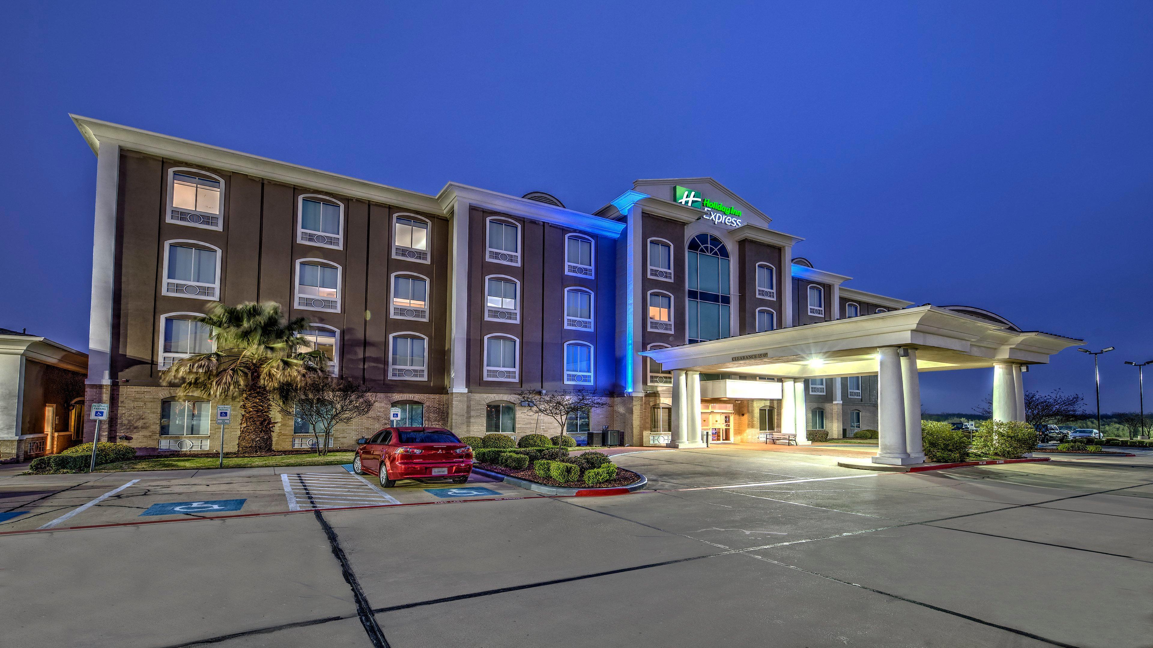Holiday Inn Express Hotel And Suites Corsicana I-45 By Ihg Ngoại thất bức ảnh