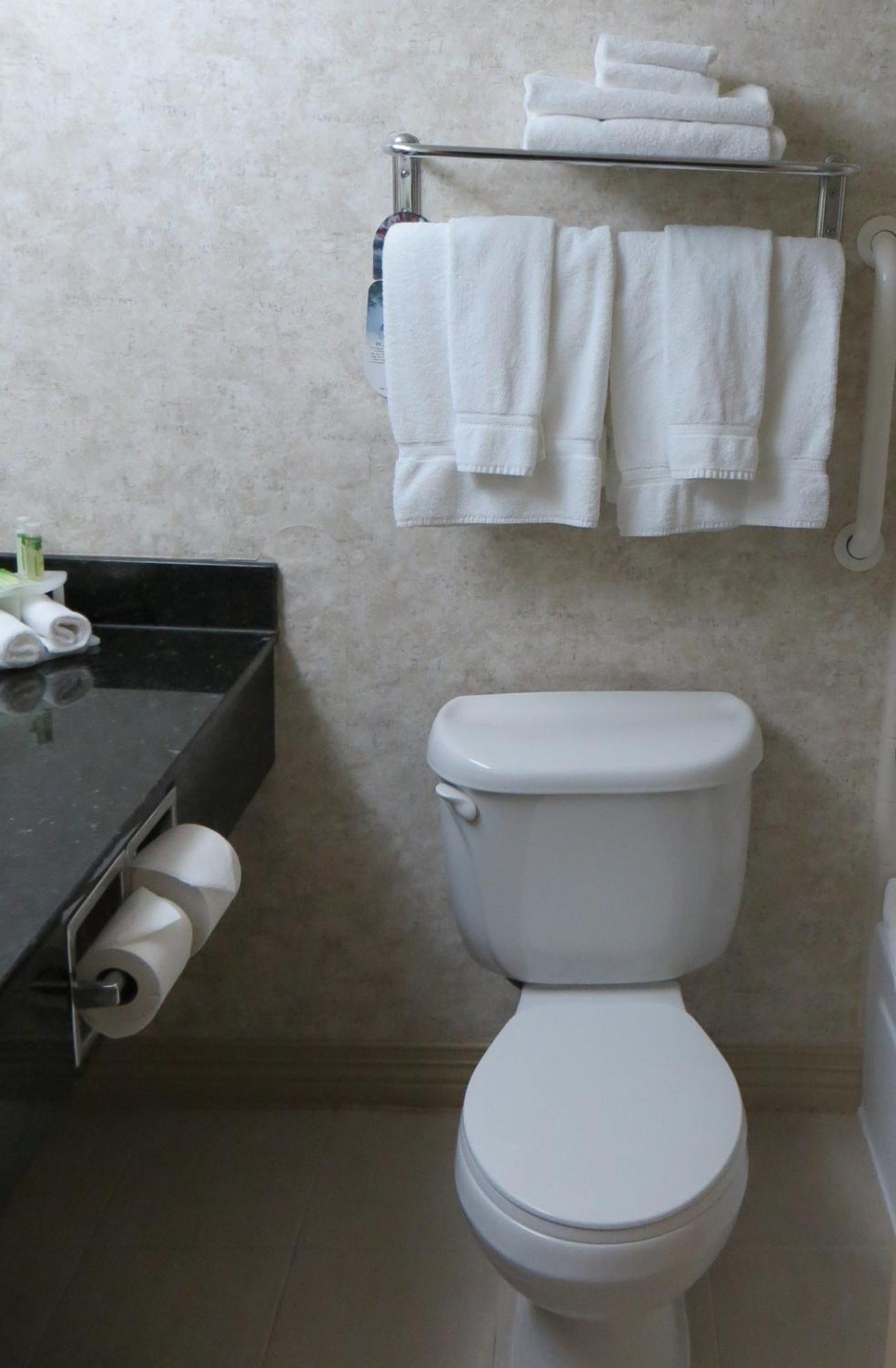 Holiday Inn Express Hotel And Suites Corsicana I-45 By Ihg Ngoại thất bức ảnh