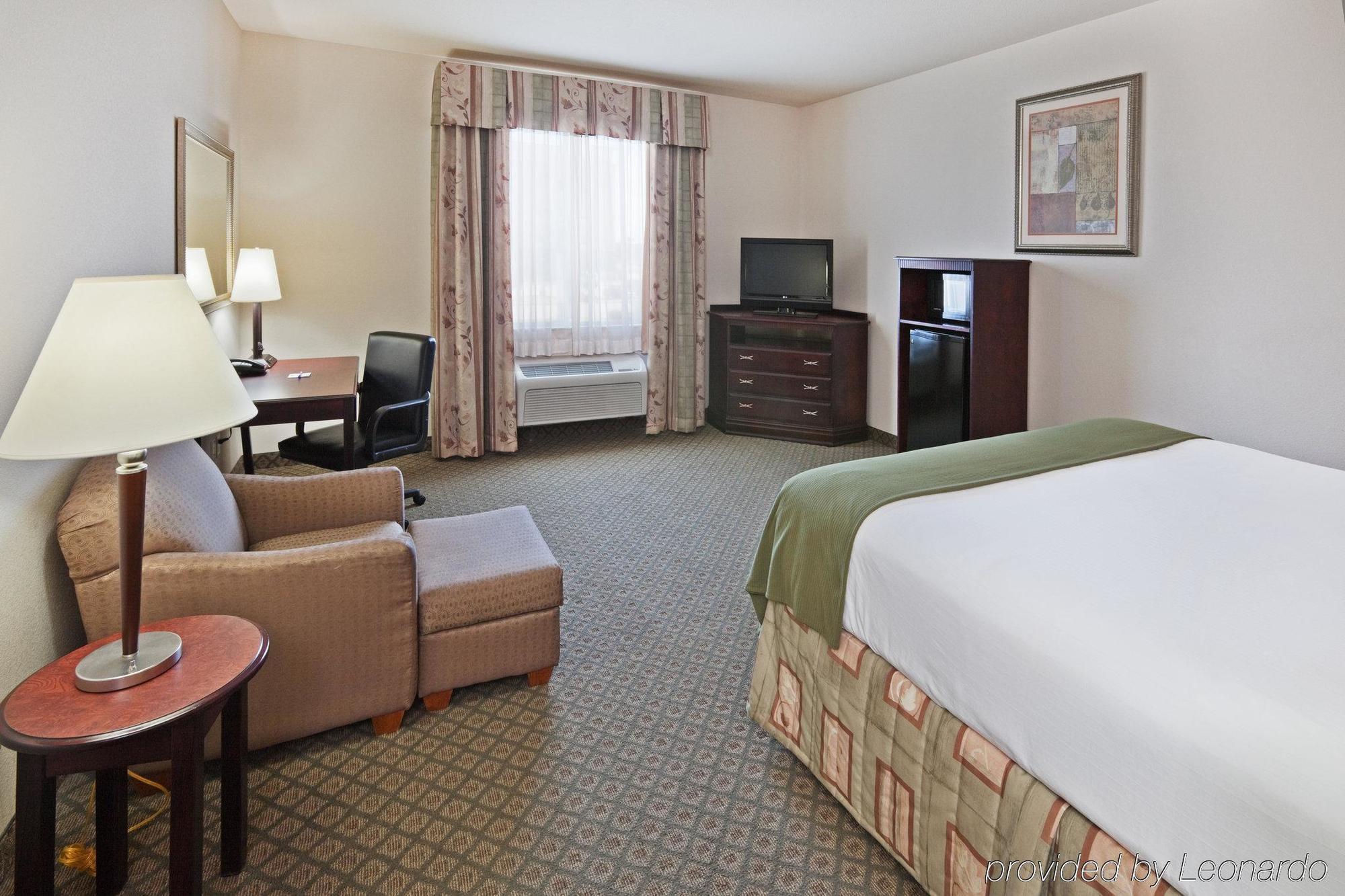 Holiday Inn Express Hotel And Suites Corsicana I-45 By Ihg Phòng bức ảnh