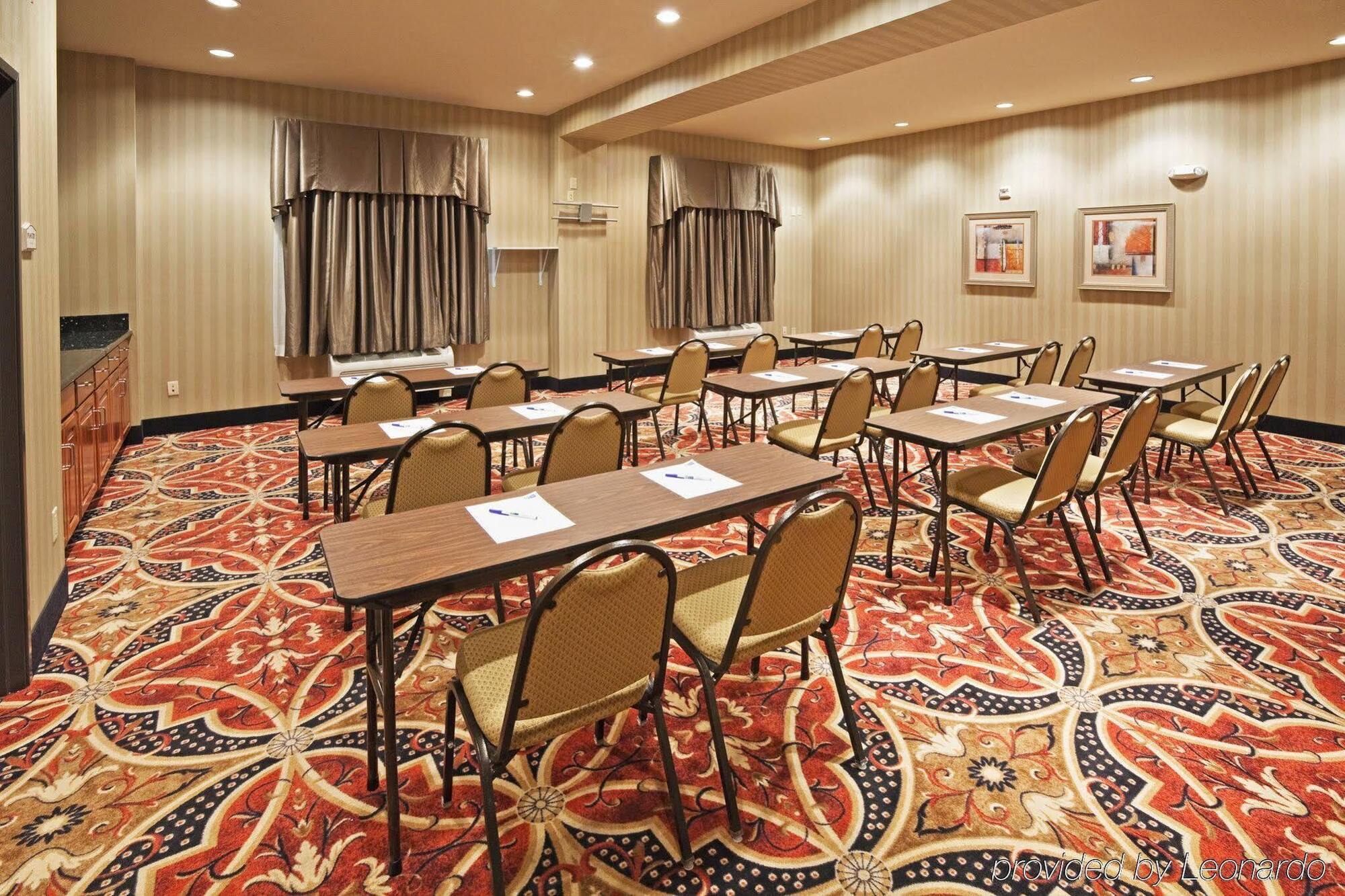 Holiday Inn Express Hotel And Suites Corsicana I-45 By Ihg Ngoại thất bức ảnh