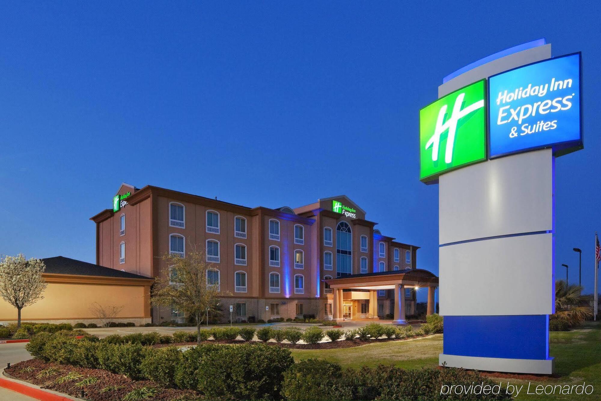 Holiday Inn Express Hotel And Suites Corsicana I-45 By Ihg Ngoại thất bức ảnh